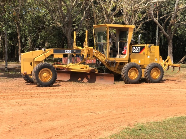 Motoniveladora Caterpillar 120H ano 2008 - 120H - Máquinas de Linha Amarela