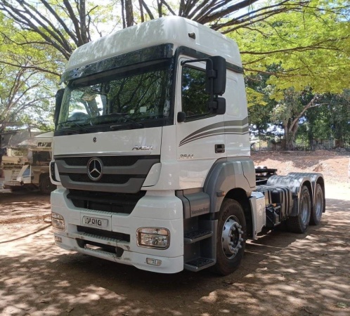 Caminhão Mercedes Benz Axor 2644 ano 2022