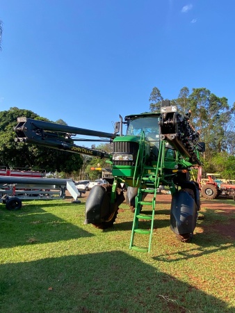 Pulverizador Autopropelido John Deere 4025 ano 2019