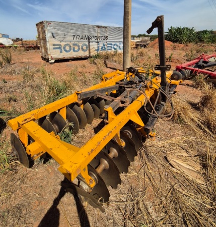 Grade Tatu Marchesan GNFM 44x22 ano 2020
