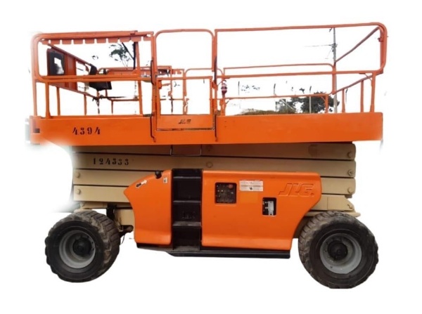 Plataforma JLG 4394 RT ano 2008