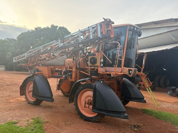 Pulverizador Autopropelido Jacto Uniport Star 2500 ano 2007