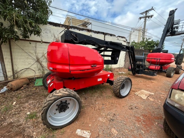 Plataforma Manitou 160ATJ ano 2012