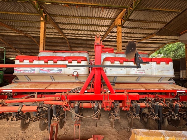 Plantadeira Jumil Exacta3090 ano 2014