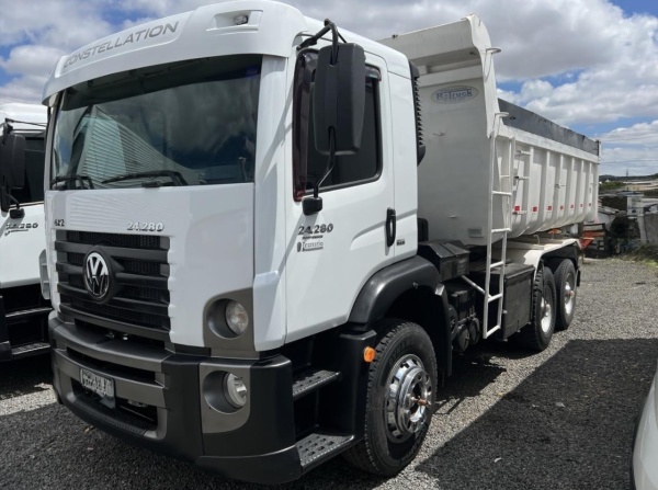 Caminhão Volkswagen 24-280 ano 2012