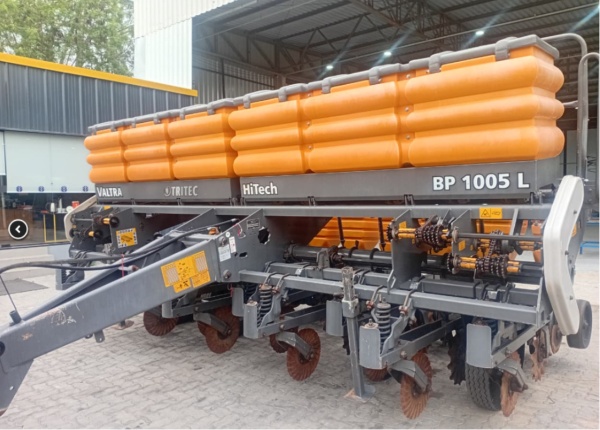 Plantadeira Valtra BP 1005 ano 2017