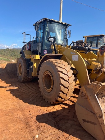Pá Carregadeira Caterpillar 950L ano 2018 - 950L - Máquinas de Linha Amarela