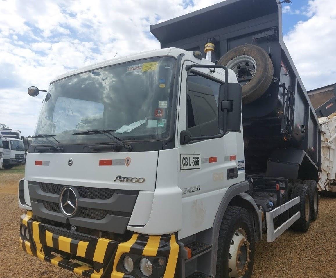 Caminhão Mercedes Benz Atego 2426 ano 2022