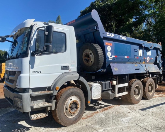 Caminhão Mercedes Benz AXOR 3131 6X4 ano 2019 - AXOR 3131 6X4 - Caminhões e Carretas