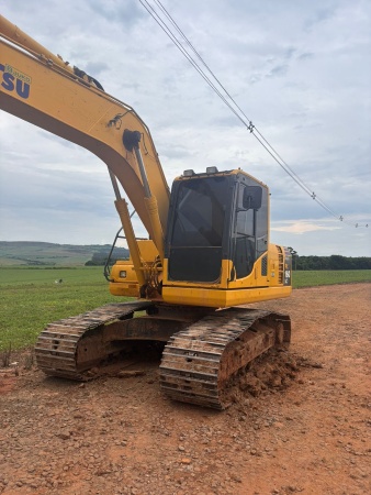 Escavadeira Komatsu PC160 ano 2022