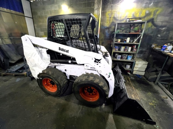 Mini Carregadeira Bobcat S150 ano 2011