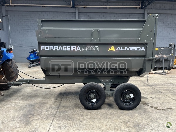 Carreta Agrícola Almeida Forrageira 8m cúbicos ano 2025