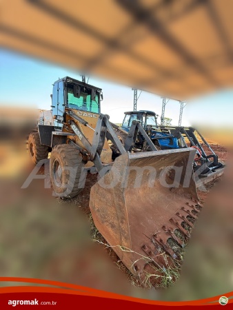 Pá Carregadeira Case W20F ano 2020