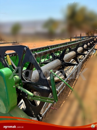 Colheitadeira John Deere 9770 ano 2012