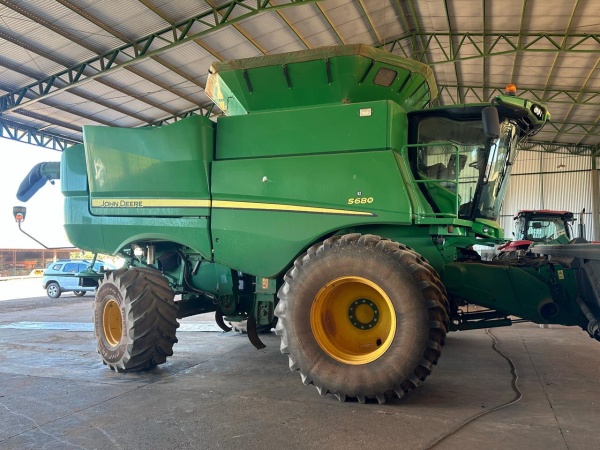 Colheitadeira John Deere S680 ano 2019