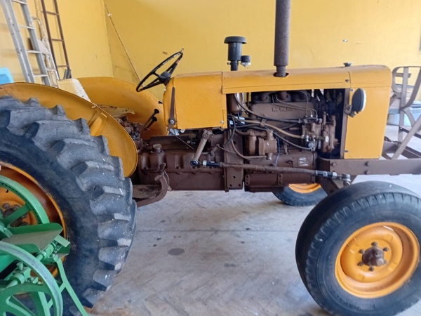 Trator Valmet 65 ano 1970