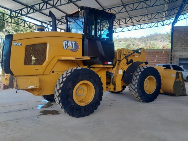 Pá Carregadeira Caterpillar 924K ano 2021 - 924K - Máquinas de Linha Amarela