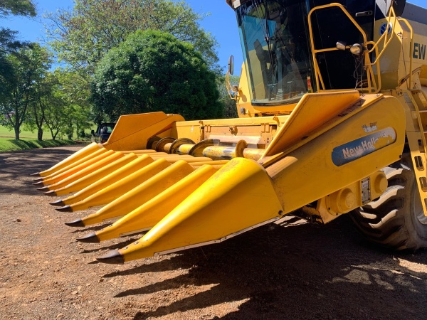 Outros implementos agrícolas New Holland Plataforma ano 2011