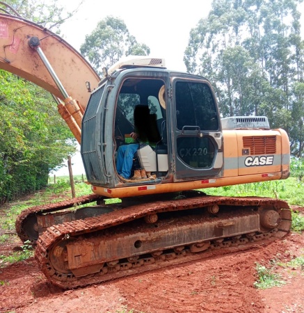 Escavadeira Case CX220C ano 2012