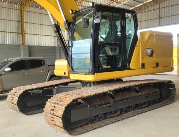 Escavadeira Caterpillar 320 ano 2021