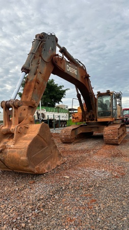 Escavadeira John Deere 470G ano 2014