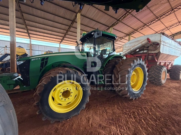 Trator John Deere 8370R ano 2017 - 8370R - Máquinas Agrícolas