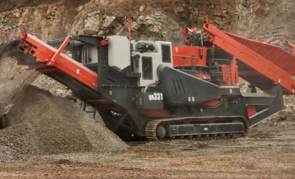 Britador Sandvik QH331 ano 2012