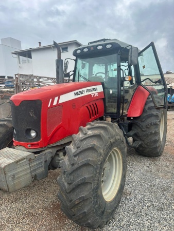 Trator Massey Ferguson MF 7170 ano 2010