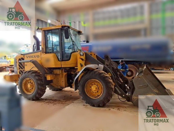 Pá Carregadeira Volvo L60F ano 2020 - L60F - Máquinas de Linha Amarela