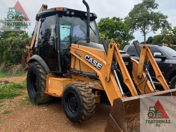 Retroescavadeira Case 580 N  ano 2016