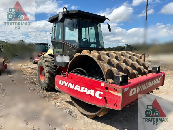 Rolo Compactador Dynapac CA250-II ano 2012