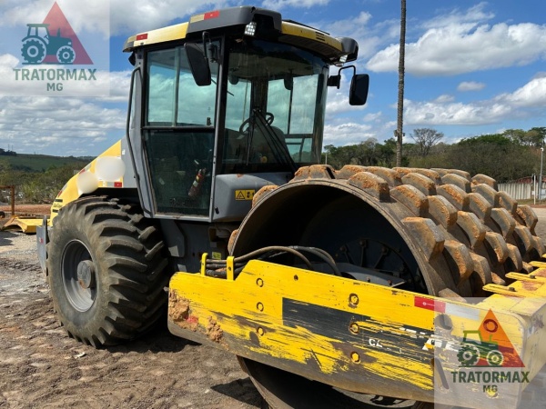Rolo Compactador Dynapac CA250-II ano 2015
