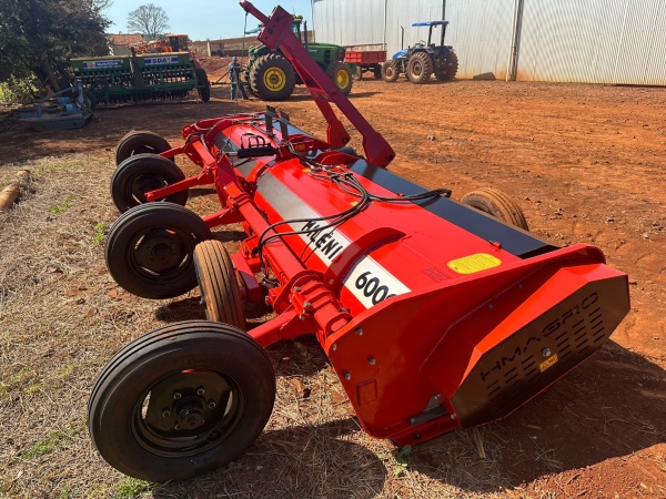 Triturador HM AGRO Milênia 6000 ano 2023
