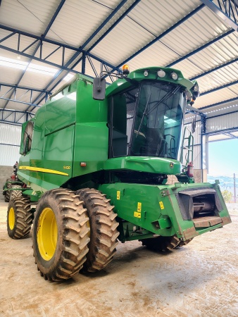 Colheitadeira John Deere S430 ano 2017 - S430 - Máquinas Agrícolas