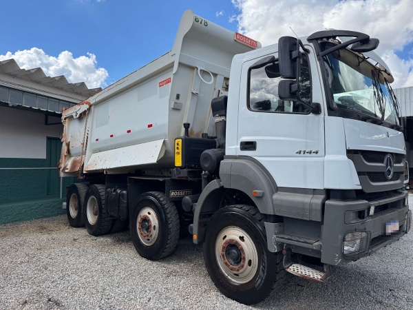 Caminhão Mercedes Benz AXOR 4144 ano 2021 - AXOR 4144 - Caminhões e Carretas