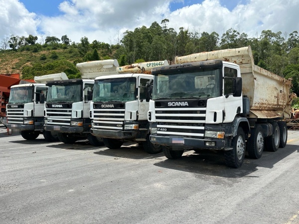 Caminhão Scania 124  G   420 ano 2008