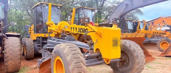 Motoniveladora XCMG GR1803BR ano 2020