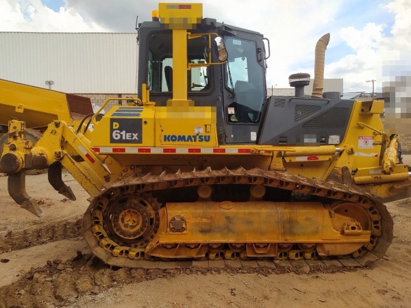 Trator de Esteira Komatsu D61-EX ano 2014 - D61-EX - Máquinas de Linha Amarela