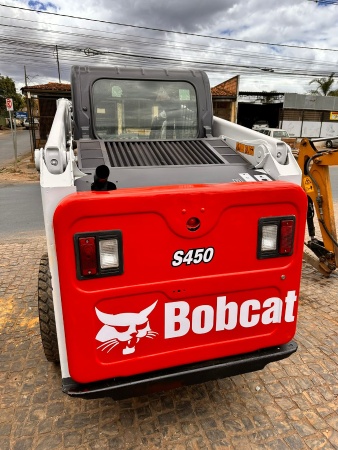Mini Carregadeira Bobcat S450 ano 2019