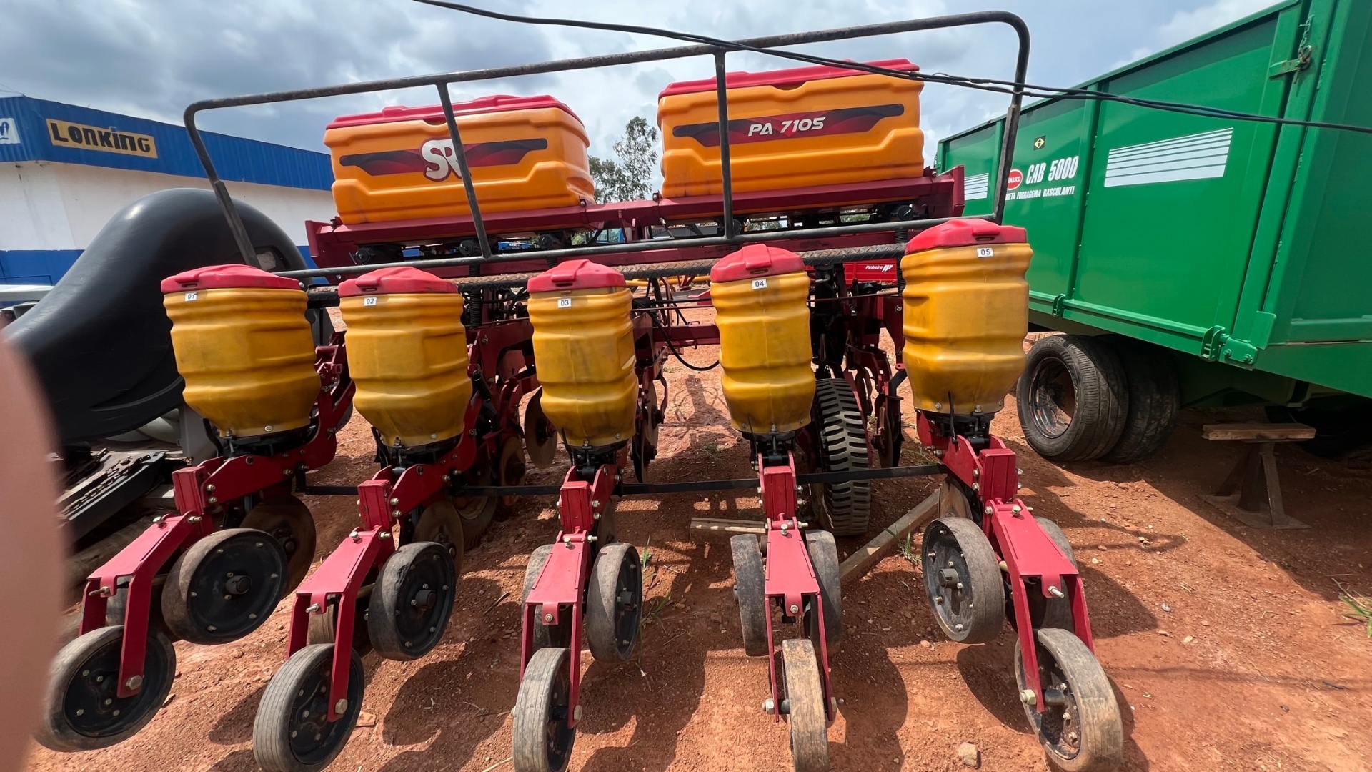Plataforma Massey Ferguson 5 linhas