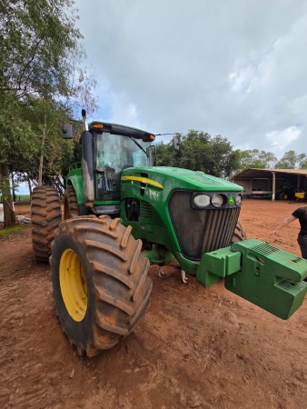Trator John Deere 7225 ano 2012