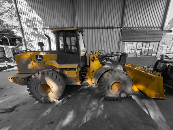 Pá Carregadeira John Deere 644K ano 2022