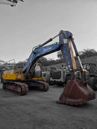 Escavadeira John Deere 350G ano 2021