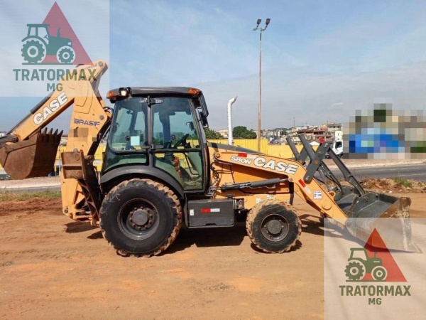 Retroescavadeira Case 580 N ano 2020 - 580 N - Máquinas de Linha Amarela
