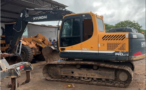 Escavadeira Hyundai R140LC-9 ano 2021 - R140LC-9 - Máquinas de Linha Amarela