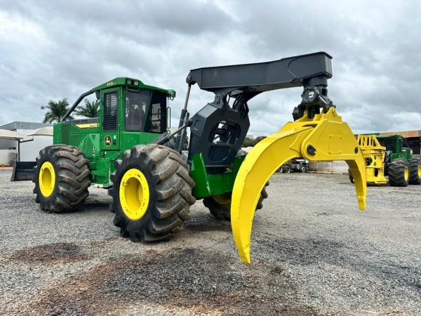 Skidder John Deere 648L-II ano 2021