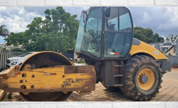 Rolo Compactador Volvo SD105 ano 2014