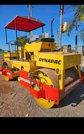 Rolo Compactador Dynapac CP22 ano 2008