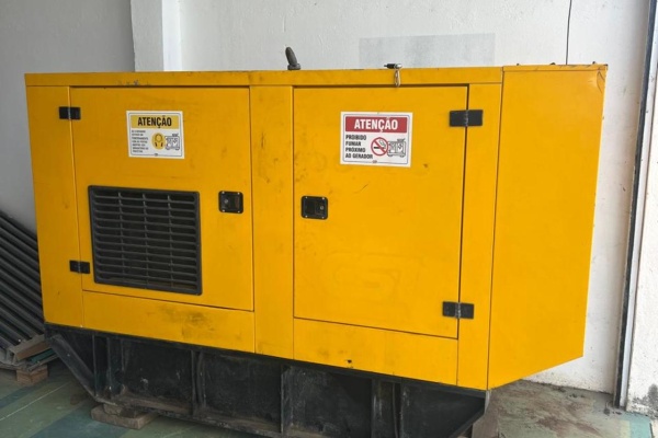 Gerador de Energia STEMAC 80 kVA ano 2007 - 80 kVA - Outros