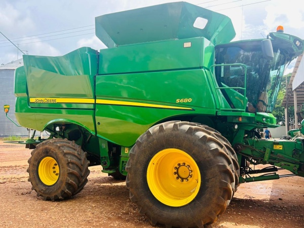 Colheitadeira John Deere S680 ano 2020